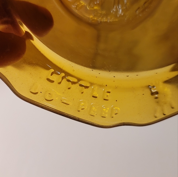 Vintage Tiara amber glass children plate, bowl and mug set. - Picture 3 of 6